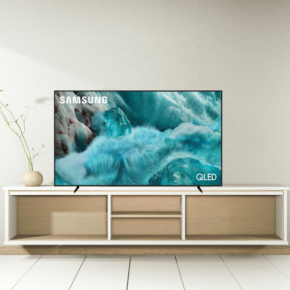 17 SAMSUNG QE65Q7FAAUXRU - Image 1